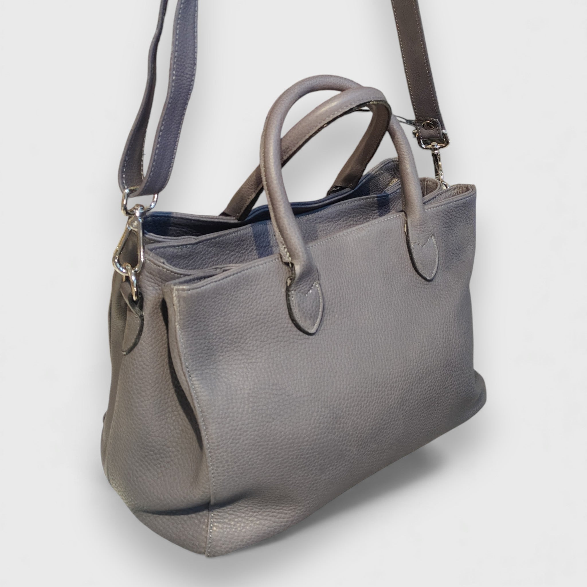 Pelletteria Pelle Nuda Milano, Artigianato italiano, Vera pelle, Negozio borse donna, 3 zip grigio cenere