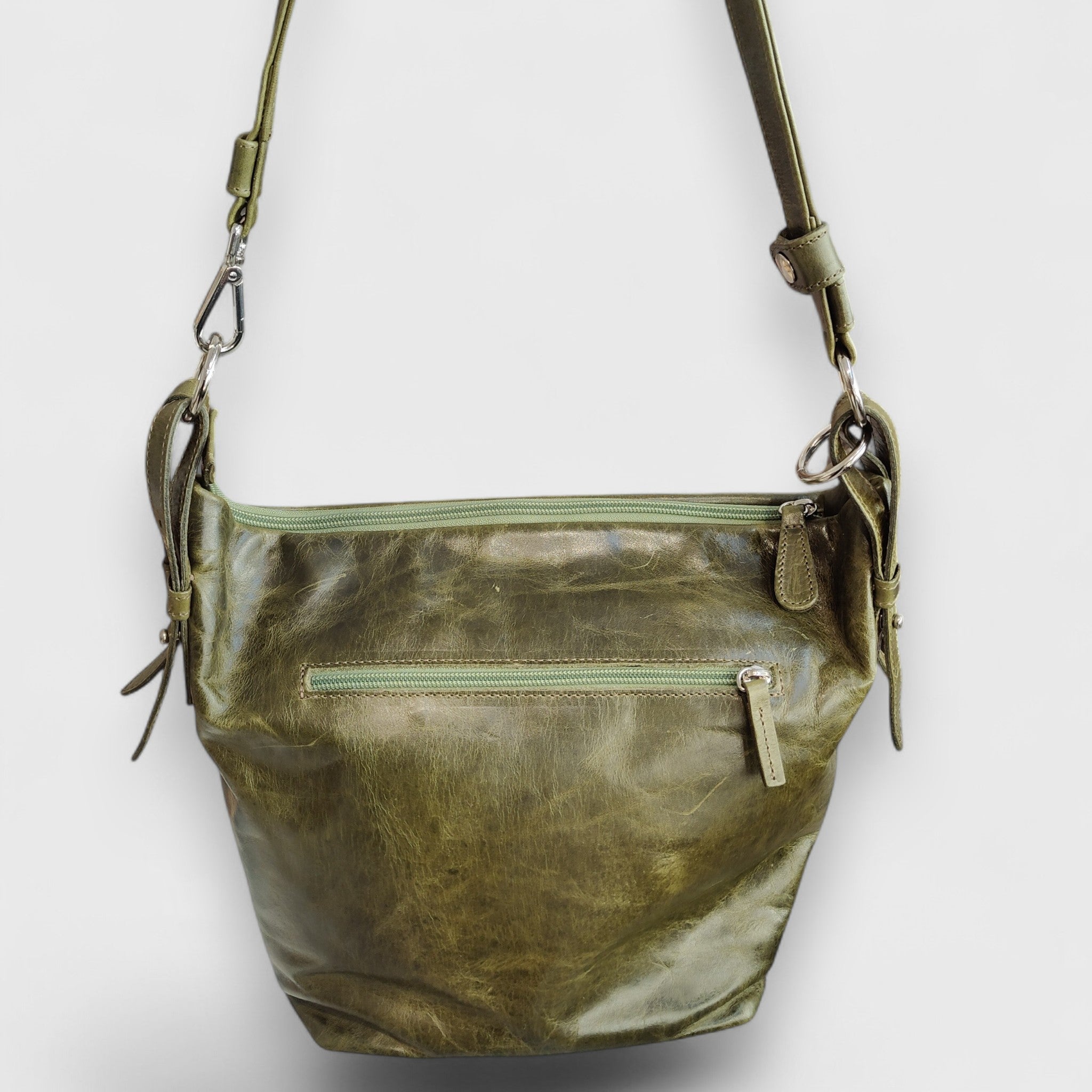 Pelletteria Pelle Nuda Milano, Vera pelle italiana, Negozio borse donna, Alessandra verde