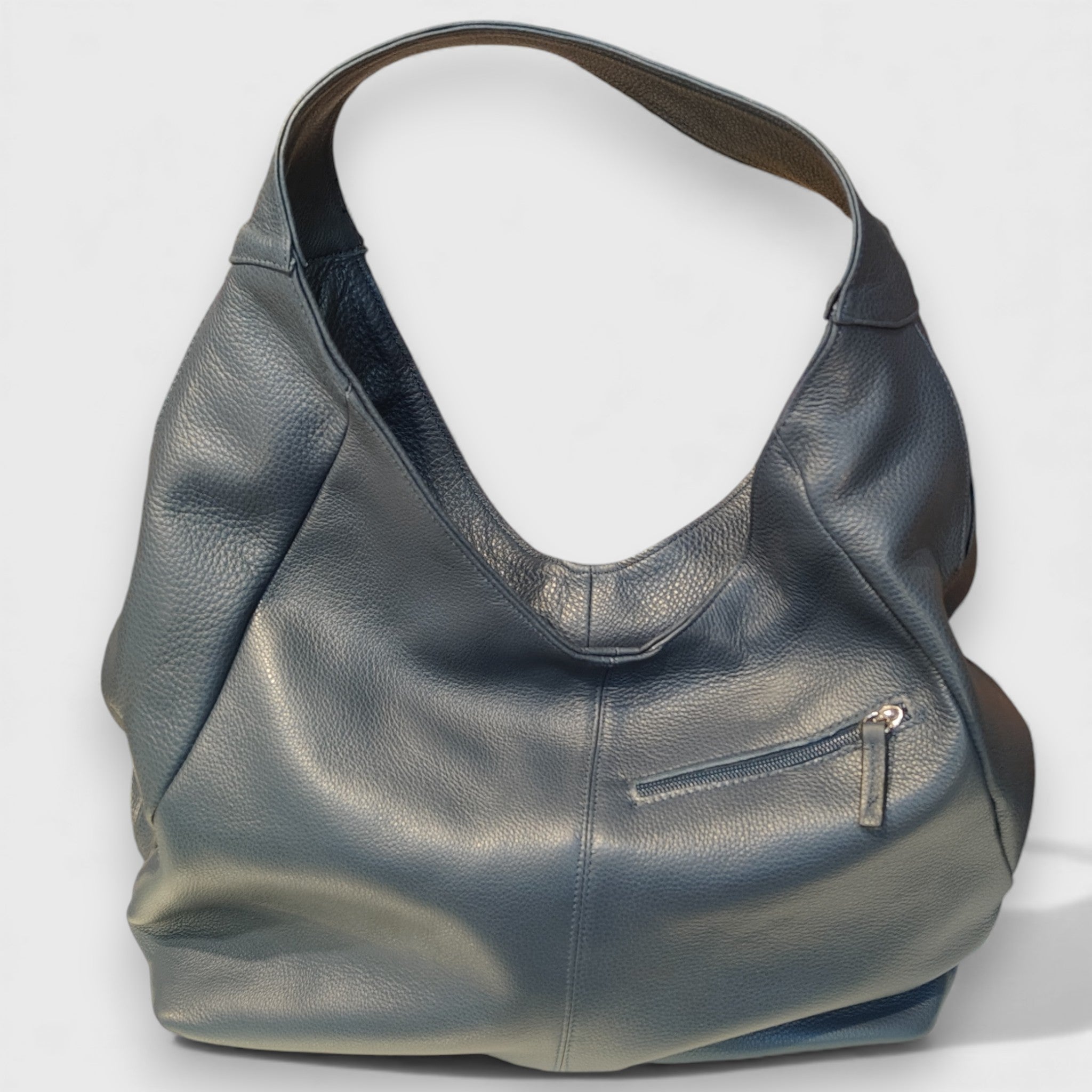 Pelletteria Pelle Nuda Milano, Artigianato Italiano, Vera pelle, Negozio borse donna, Barchetta blu
