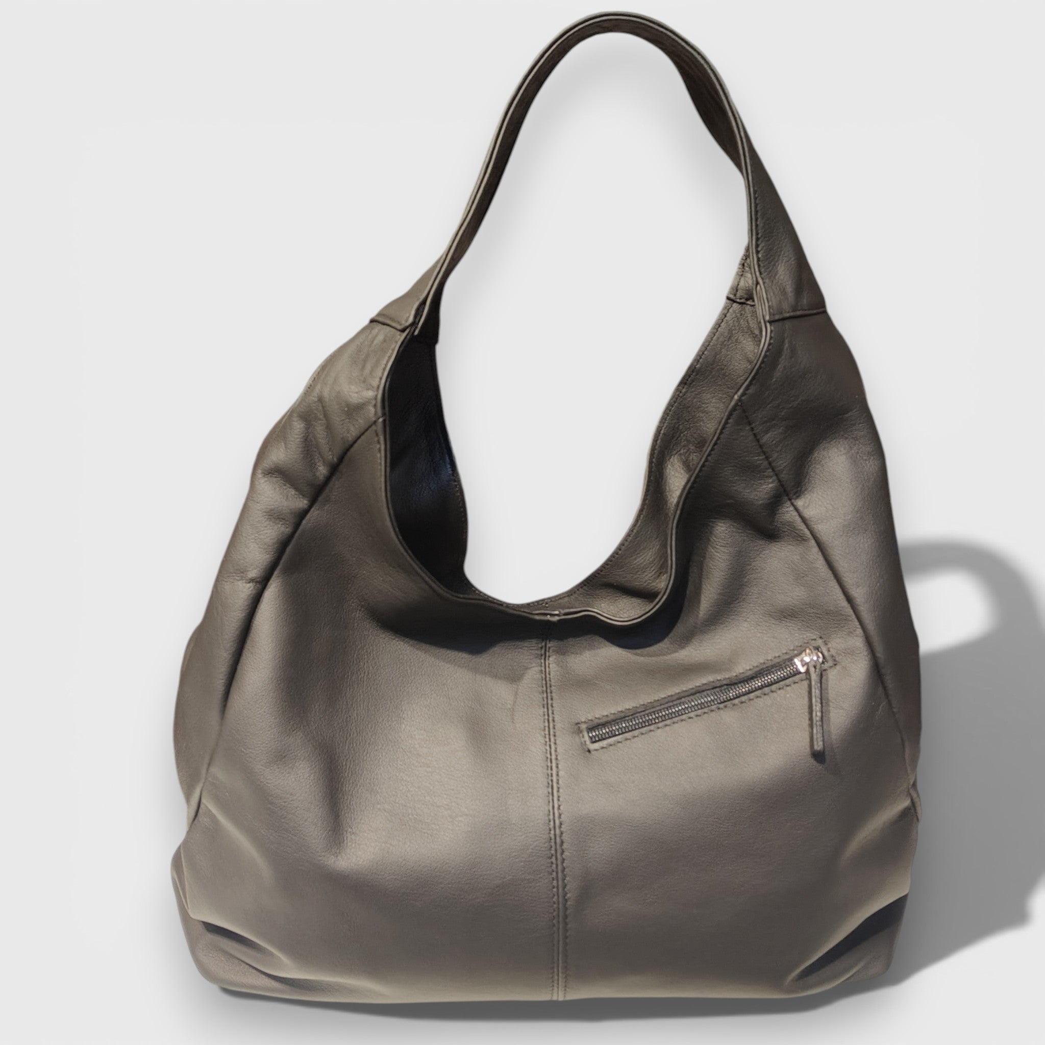 Pelletteria Pelle Nuda Milano, Artigianato Italiano, Vera pelle, Negozio borse donna, Barchetta nero