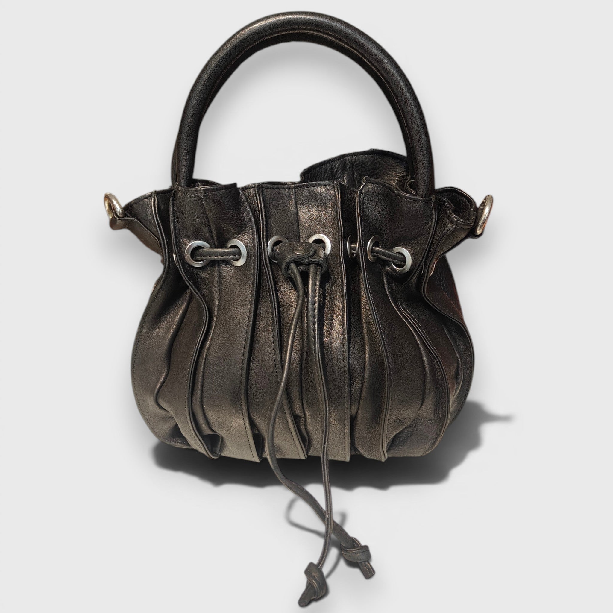 Pelletteria Pelle Nuda Milano, Vera pelle italiana, Negozio borse donna, Caramella mini nero