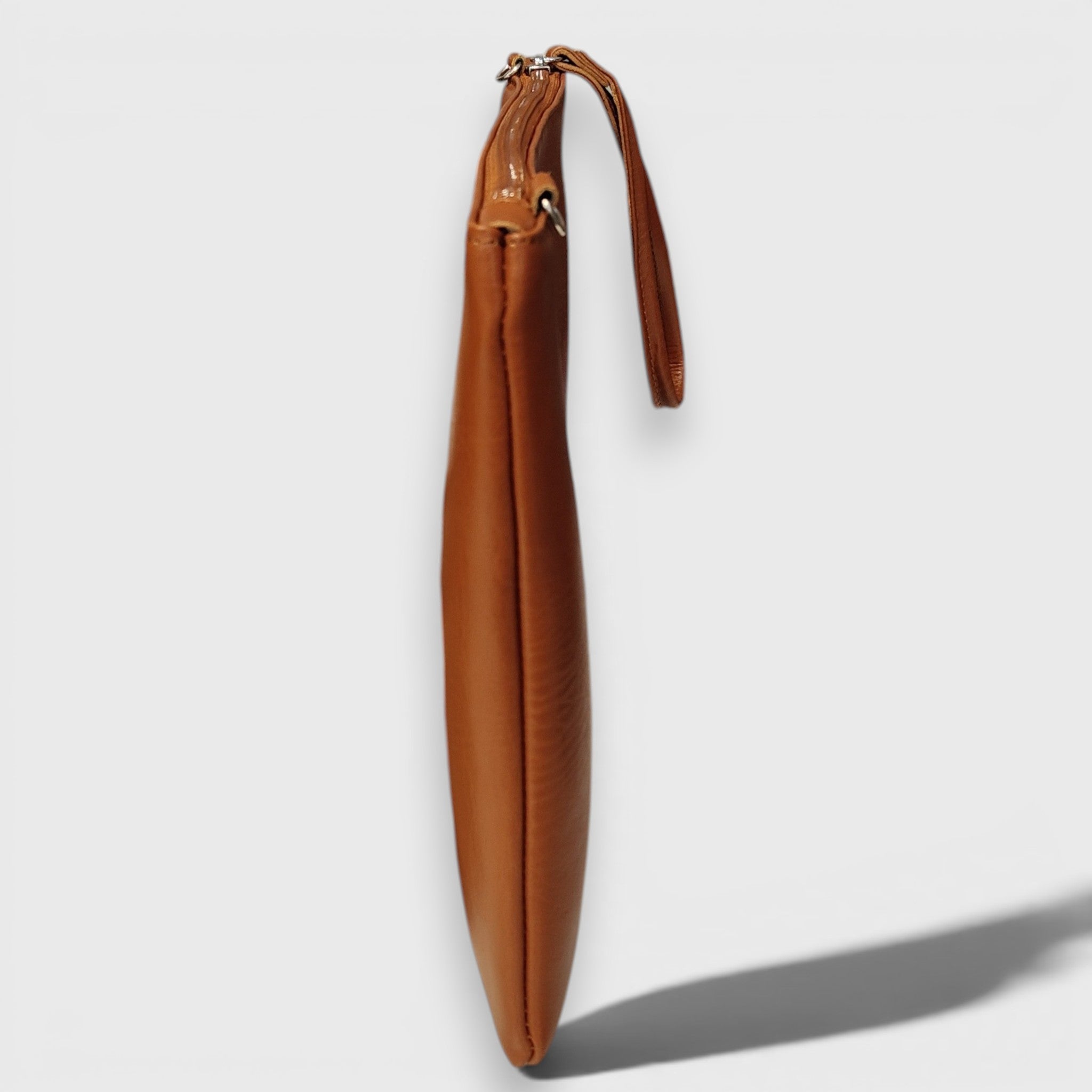 Pelletteria Pelle Nuda Milano, Vera pelle italiana, Negozio borse donna, Trousse Clara marrone