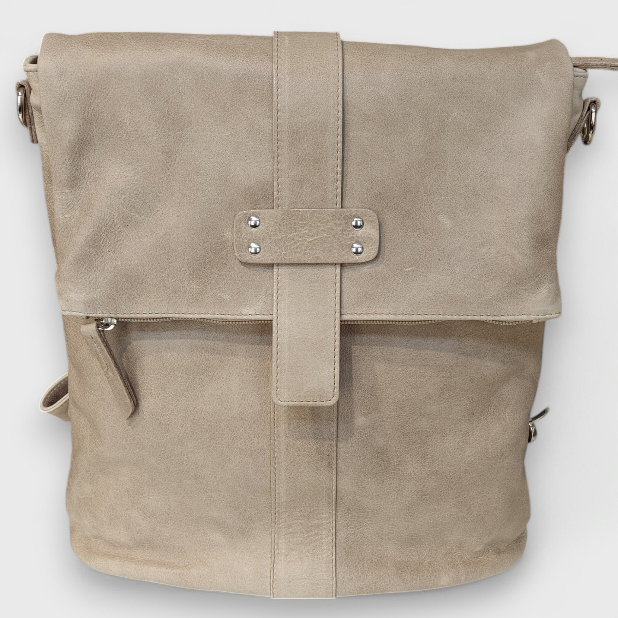 Pelletteria Pelle Nuda Milano, Artigianato Italiano, Vera pelle, Negozio borse donna, Zaino Domino grigio
