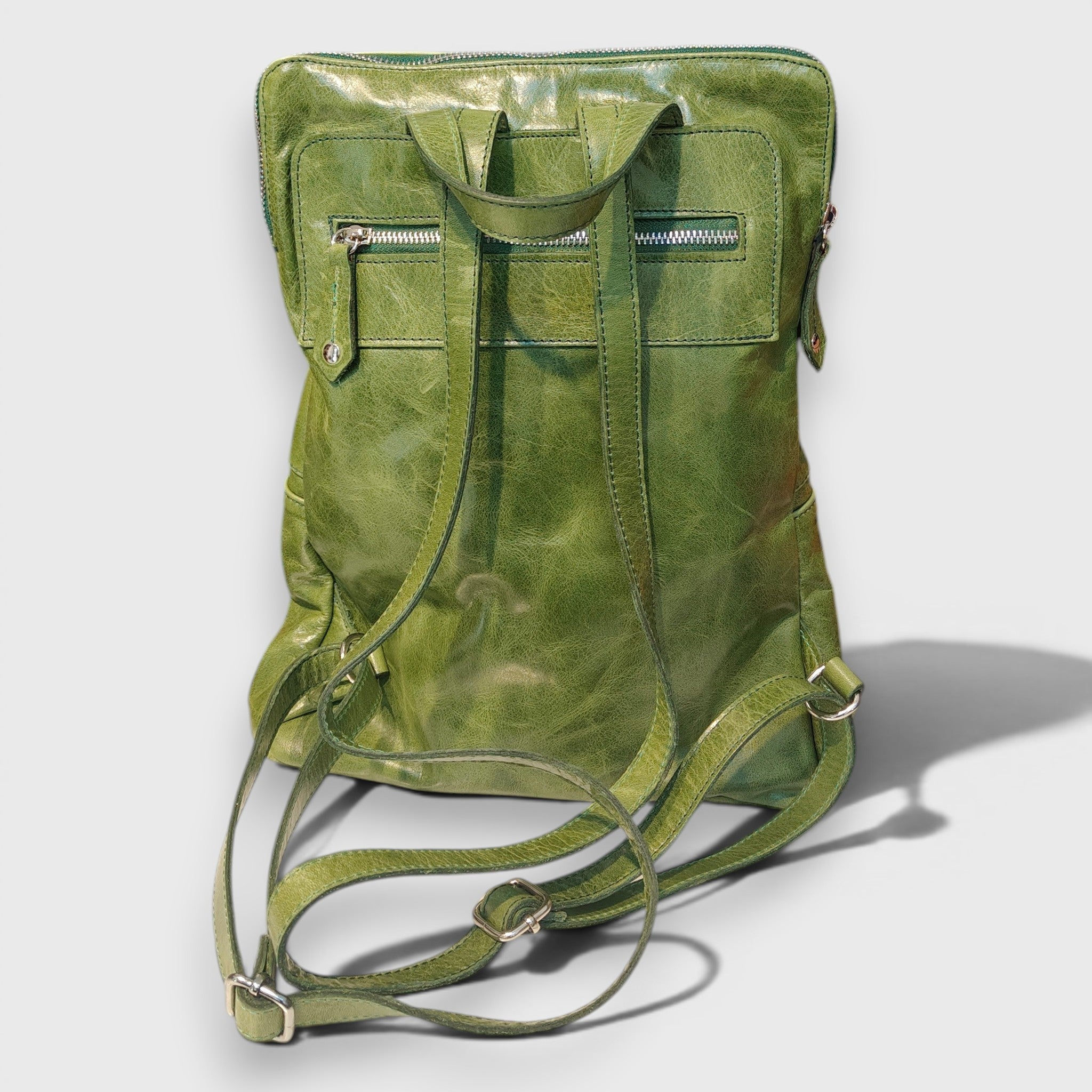 Pelletteria Pelle Nuda Milano, Vera pelle italiana, Negozio borse donna, Zaino Genova verde