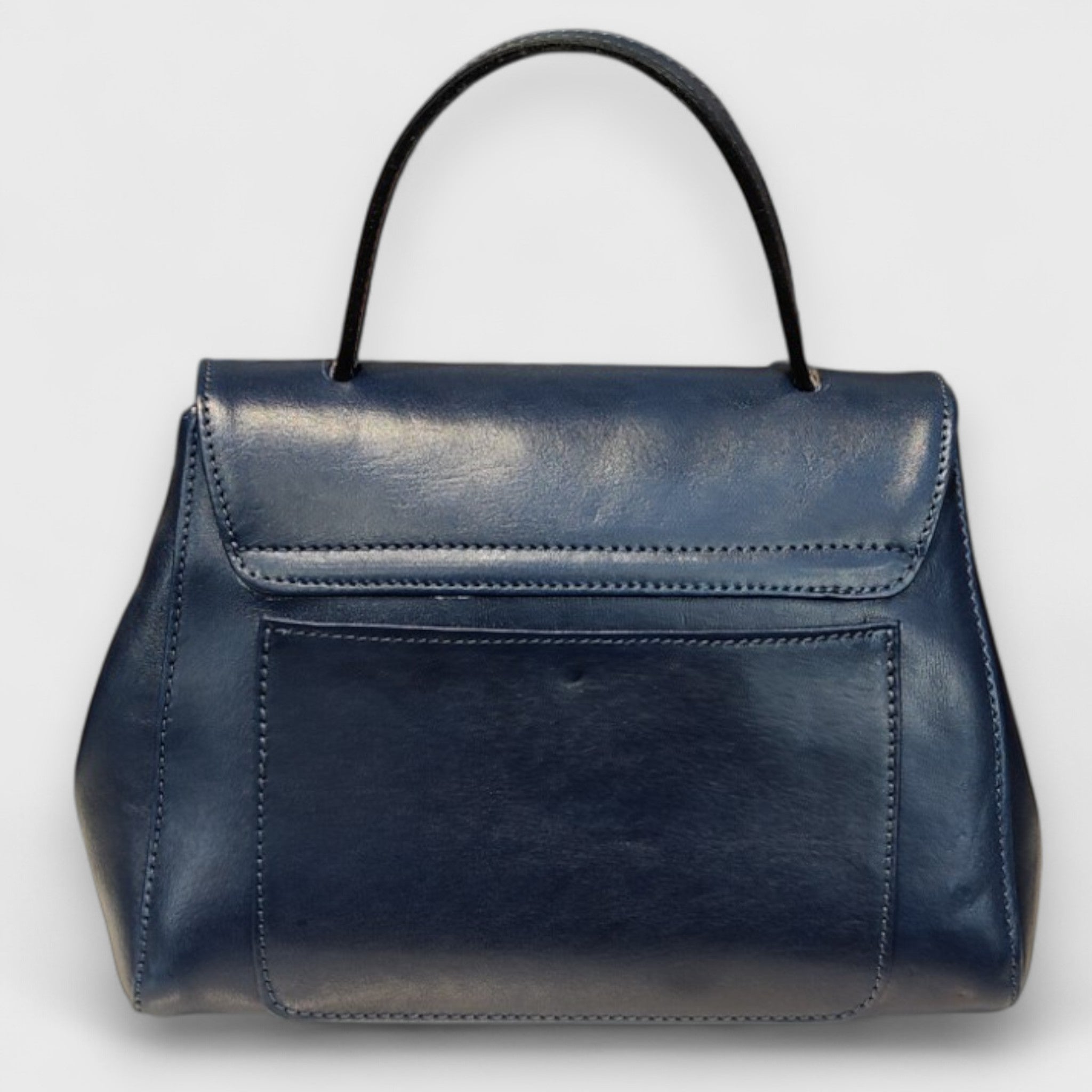 Pelletteria Pelle Nuda Milano, Artigianato Italiano, vera pelle, Negozio Borse donna, Amor blu
