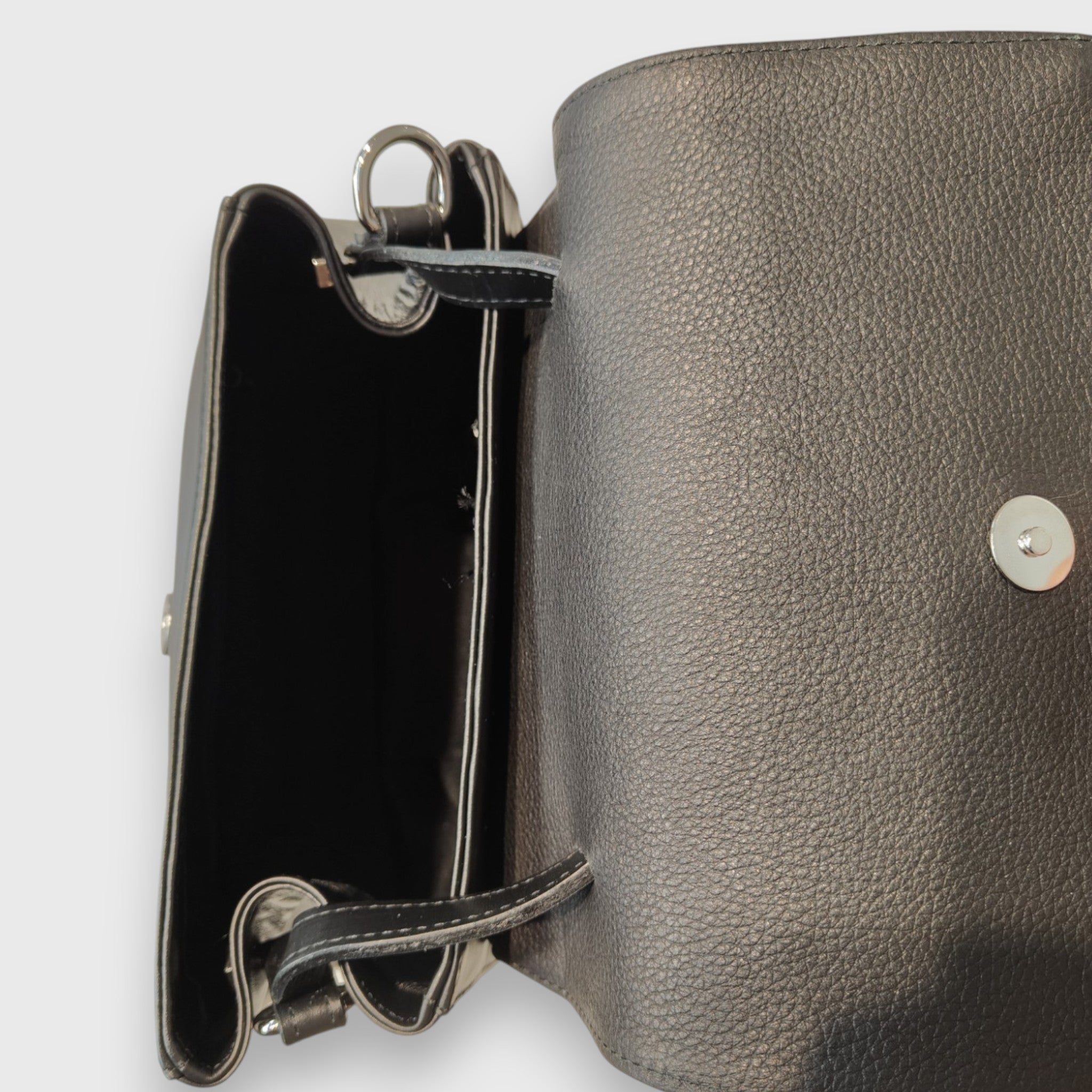 Pelletteria Pelle Nuda Milano, Artigianato Italiano, vera pelle, Negozio Borse donna, Amor nero