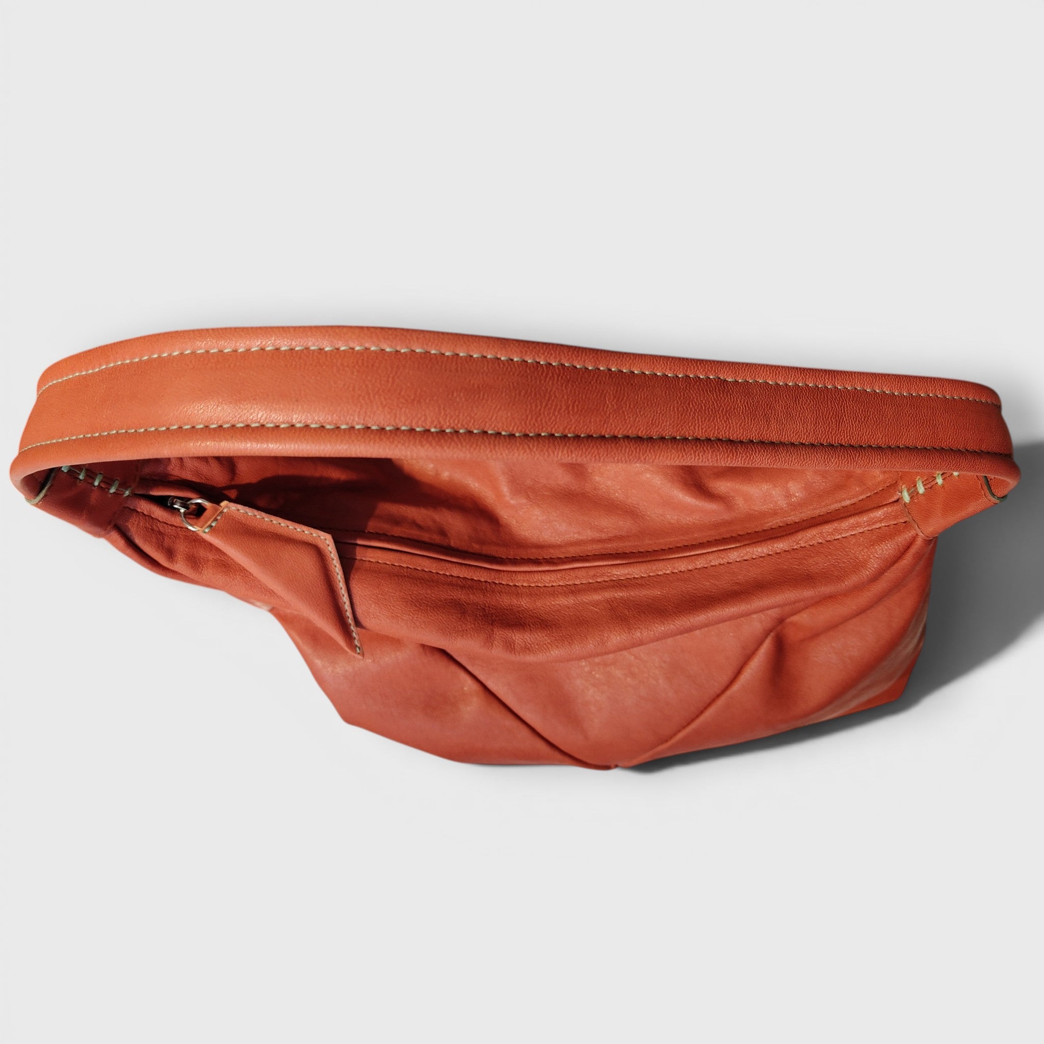 ARISA PICCOLA in orange leather