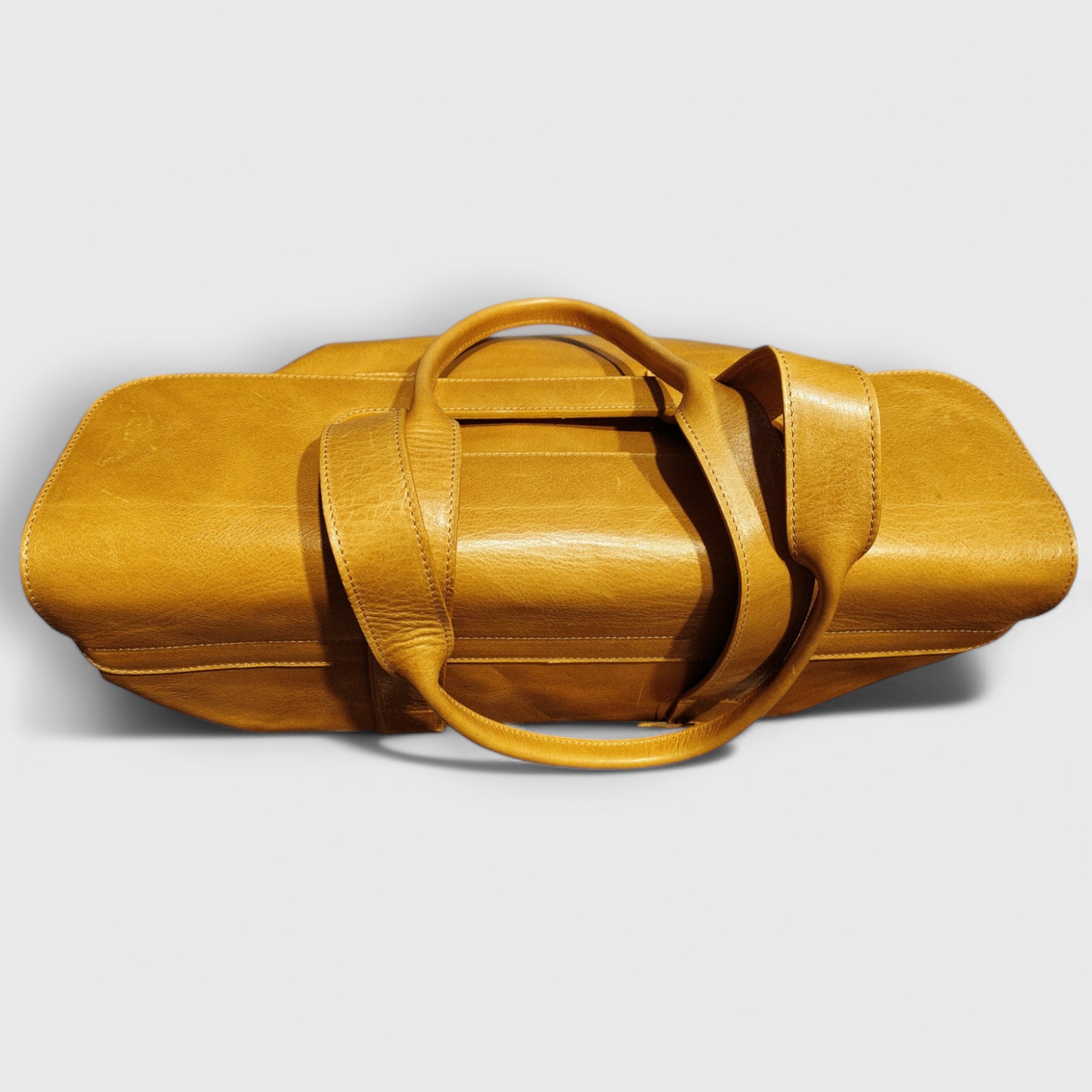 Pelletteria Pelle Nuda Milano, Artigianato italiano, vera pelle, Negozio borse donna, Chiara grande giallo
