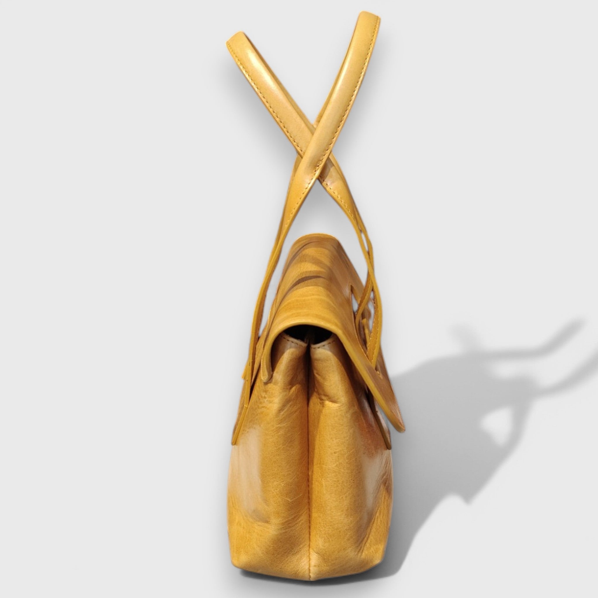 Pelletteria Pelle Nuda Milano, Artigianato Italiano, Vera pelle, Negozio Borse donna, Chiara piccola giallo