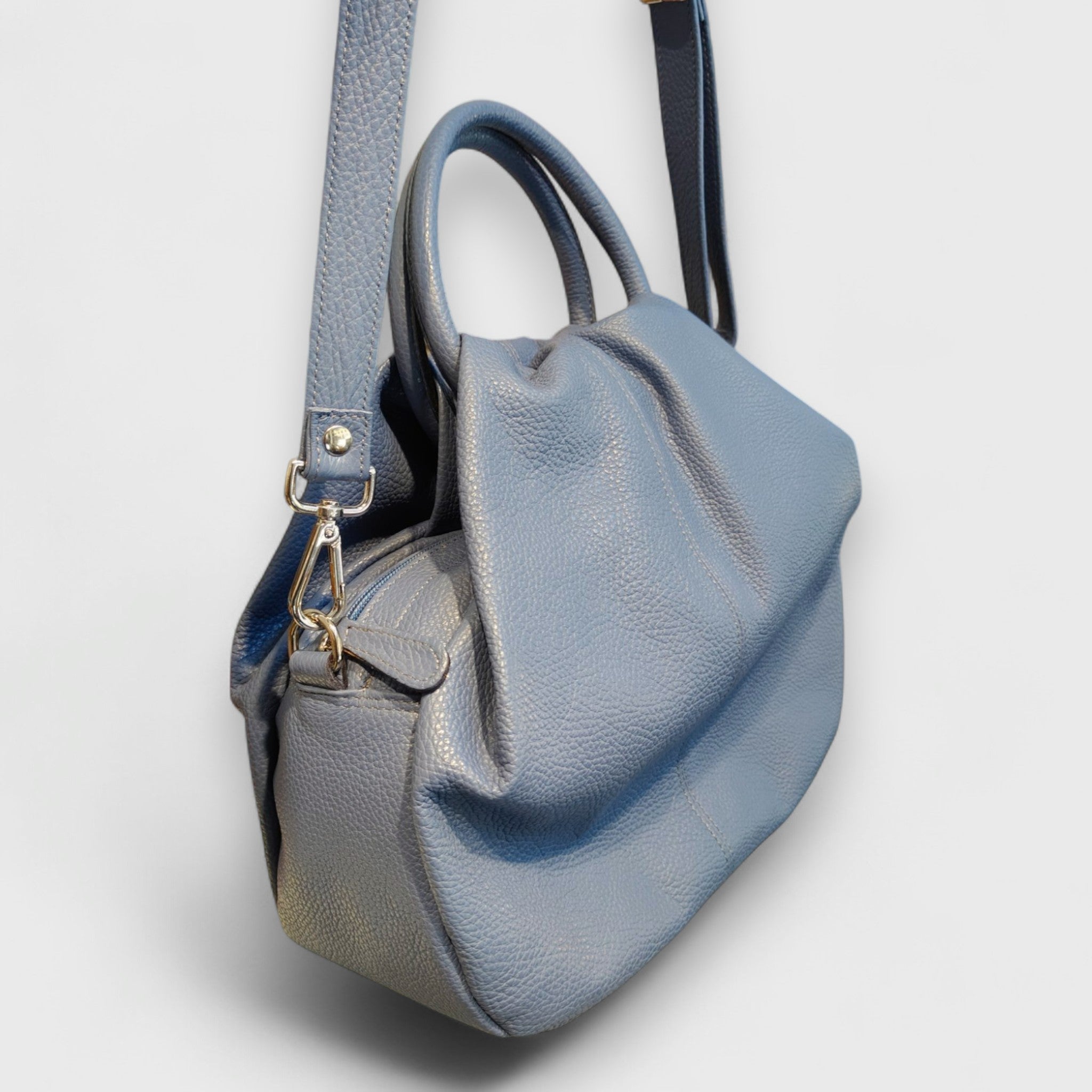 Pelletteria Pelle Nuda Milano, Artigianato Italiano, Vera pelle, Negozio borse donna, Frida azzurro