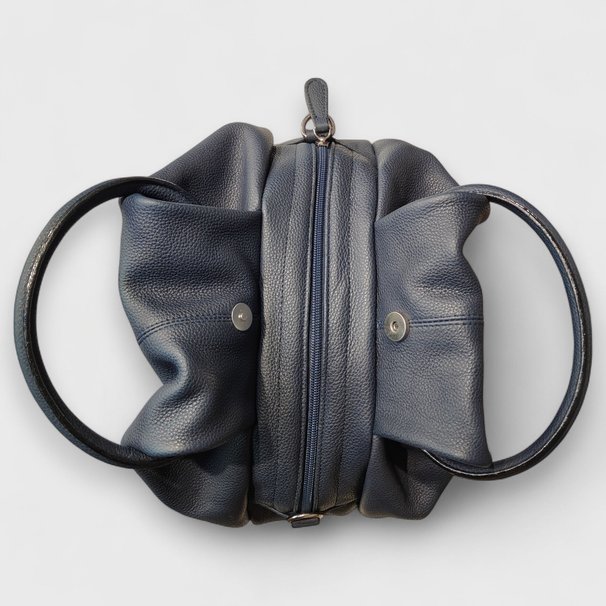 Pelletteria Pelle Nuda Milano, Artigianato Italiano, Vera pelle, Negozio borse donna, Frida blu