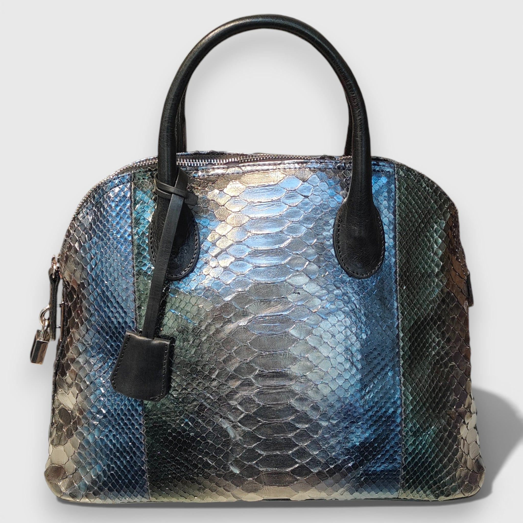 Pelletteria Pelle Nuda Milano, Artigianato Italiano, Vera pelle, Negoio borse donna, Ginevra blu verde