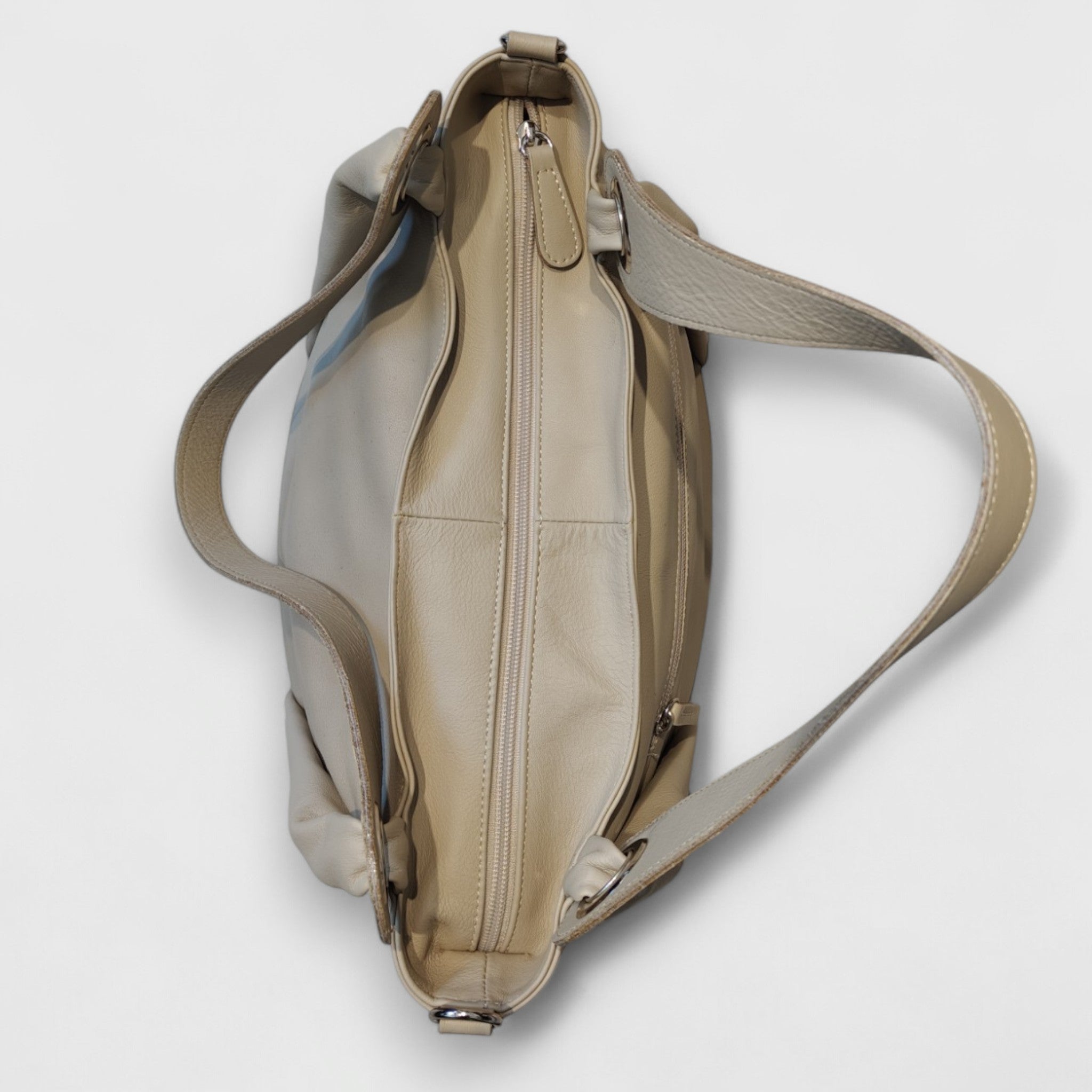Pelletteria Pelle Nuda Milano, Artigianato Italiano, Vera pelle, Negozio borse donna, Giorgia beige