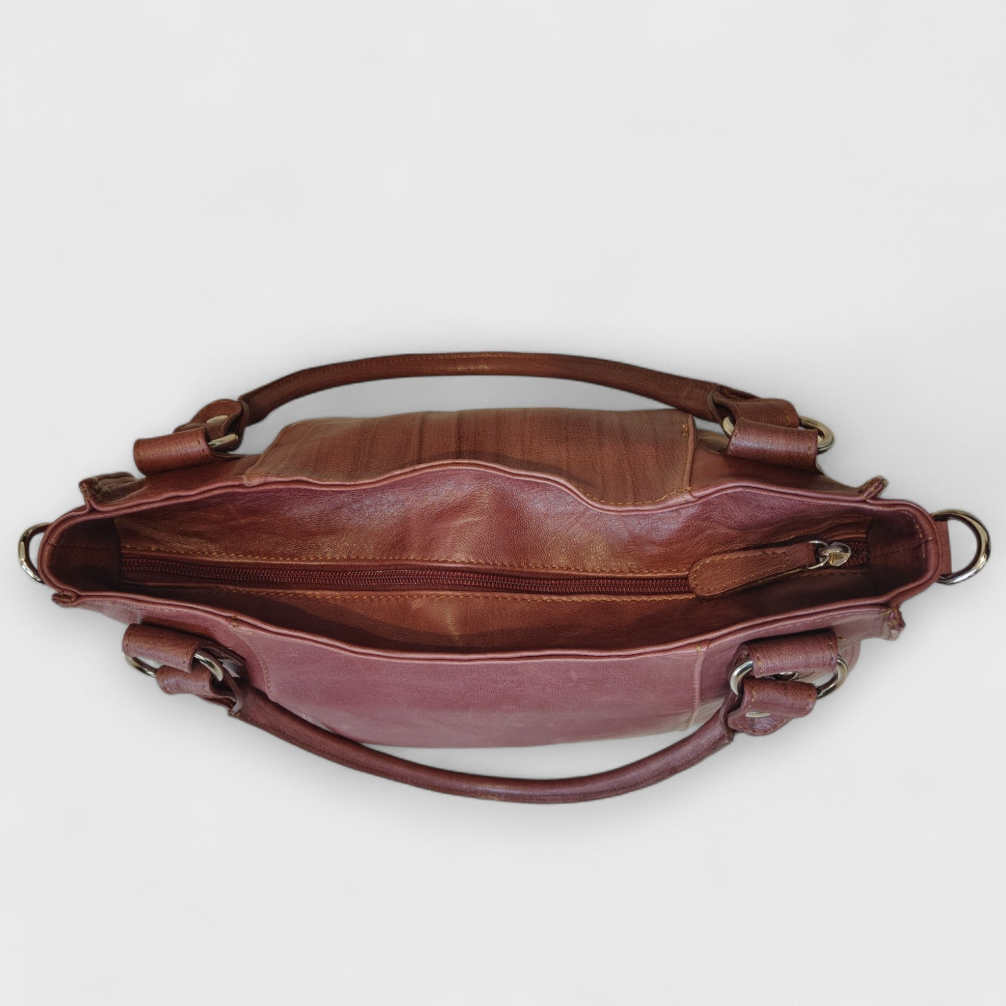 Pelletteria Pelle Nuda Milano, Artigianato Italiano, Vera pelle, Negozio borse donna, Lavinia vinaccia