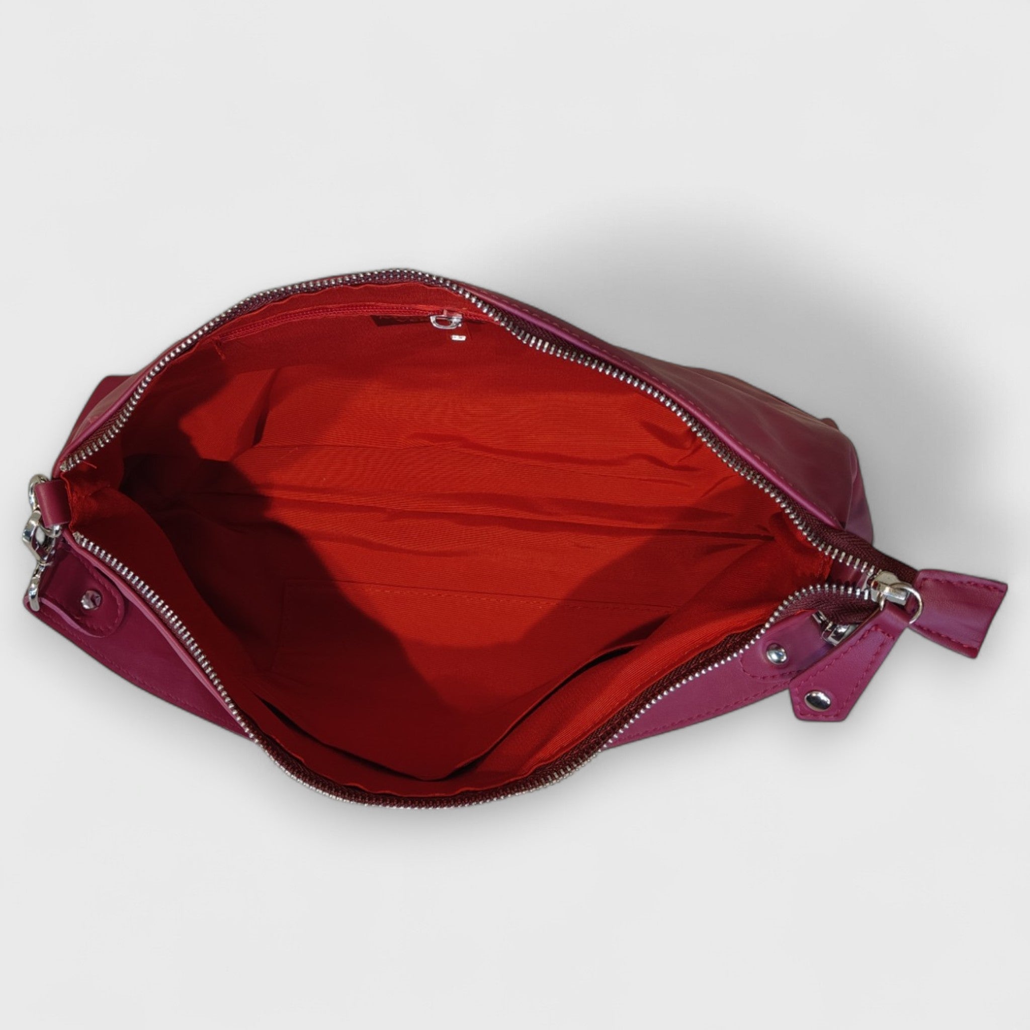 Pelletteria Pelle Nuda Milano, Artigianato Italiano, Vera pelle, Negozio borse donna, Lorenza fucsia