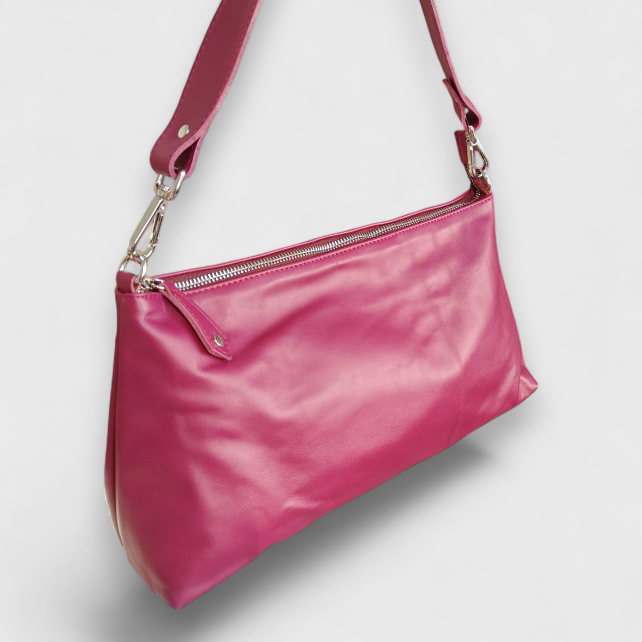 Pelletteria Pelle Nuda Milano, Artigianato Italiano, Vera pelle, Negozio borse donna, Lorenza fucsia