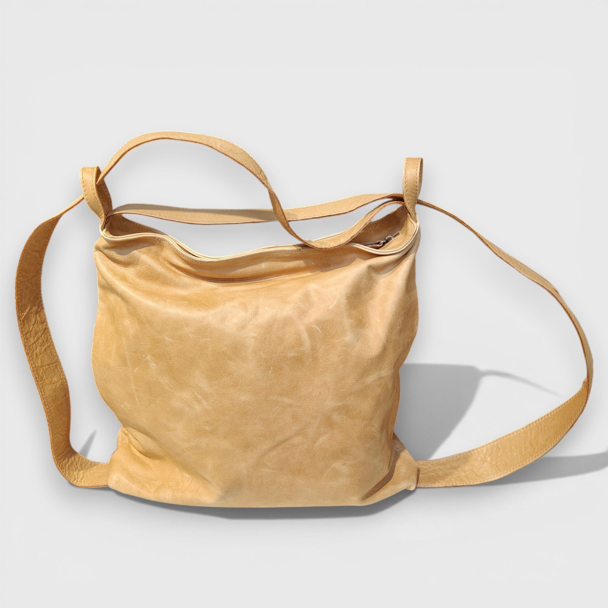 Pelletteria Pelle Nuda Milano, Artigianato Italiano, Vera Pelle, Negozio borse donna, Zaino Roma miele
