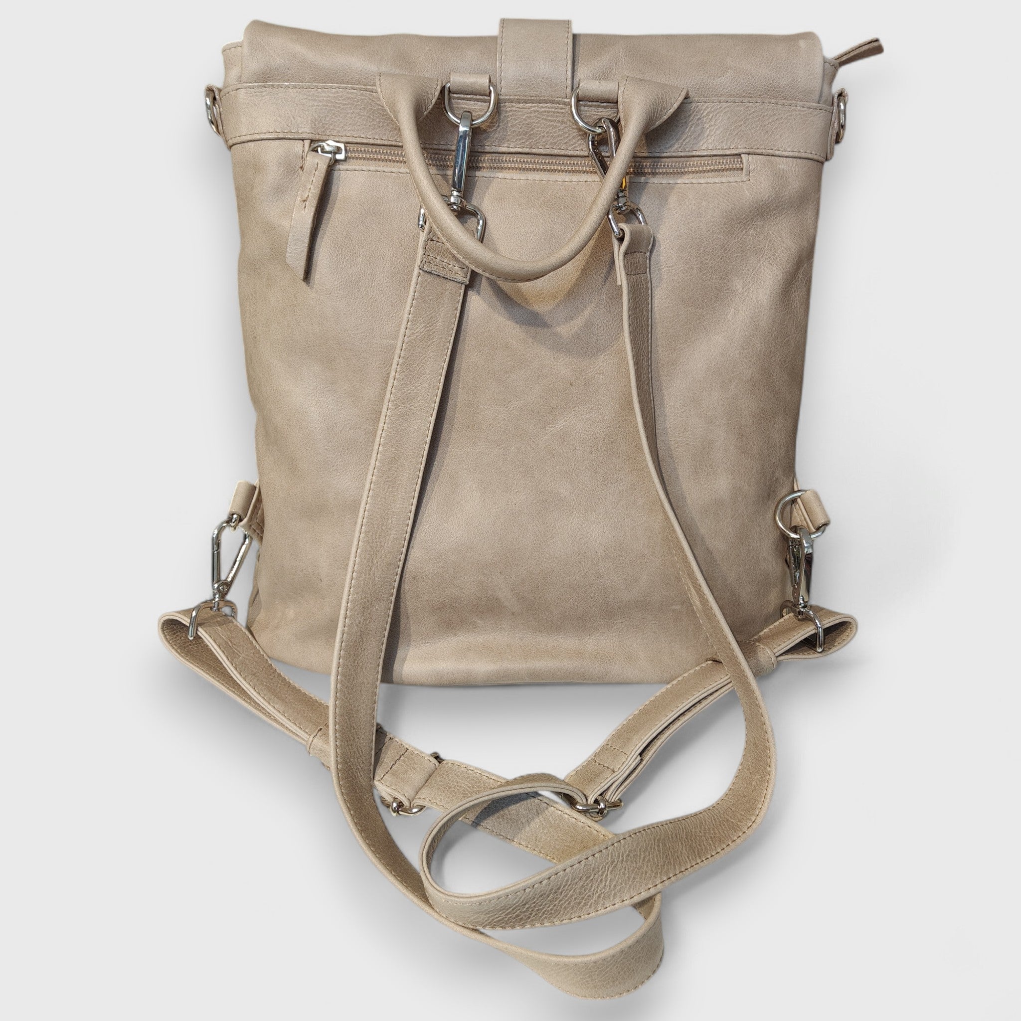 Pelletteria Pelle Nuda Milano, Artigianato Italiano, Vera pelle, Negozio borse donna, Zaino Domino grigio